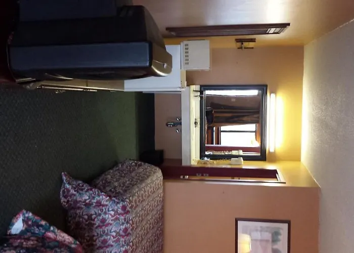 Motel Bridgeview Inn 2*